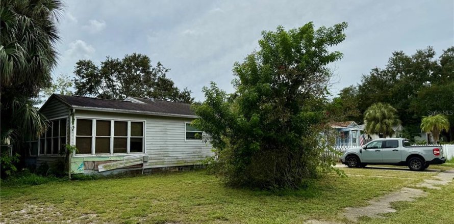 Villa ou maison à Saint Petersburg, Floride 2 chambres, 80.55 m2 № 1903672