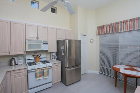 Casa en alquiler en University Park, Florida, 2 dormitorios, 124.86 m2 № 213068 - foto 11