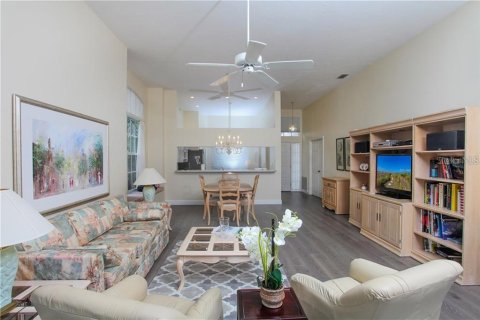Casa en alquiler en University Park, Florida, 2 dormitorios, 124.86 m2 № 213068 - foto 10