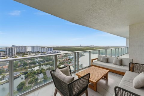 Copropriété à vendre à Sunny Isles Beach, Floride: 4 chambres, 286.51 m2 № 2046232 - photo 13