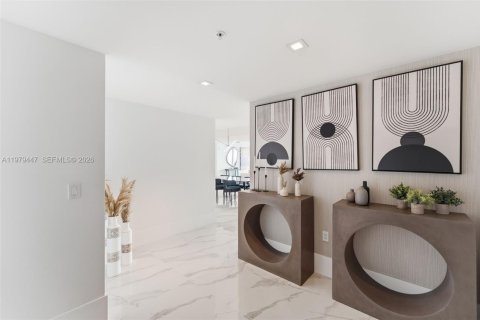 Copropriété à vendre à Sunny Isles Beach, Floride: 4 chambres, 286.51 m2 № 2046232 - photo 14