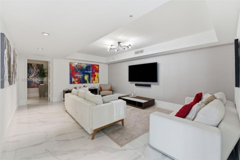 Copropriété à vendre à Sunny Isles Beach, Floride: 4 chambres, 286.51 m2 № 2046232 - photo 15