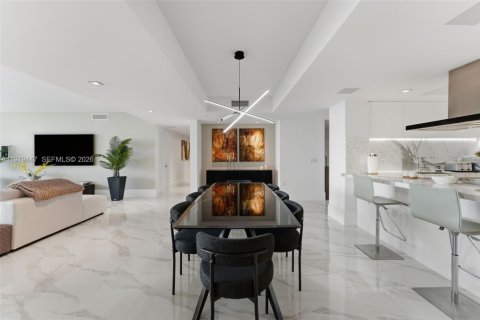 Copropriété à vendre à Sunny Isles Beach, Floride: 4 chambres, 286.51 m2 № 2046232 - photo 8
