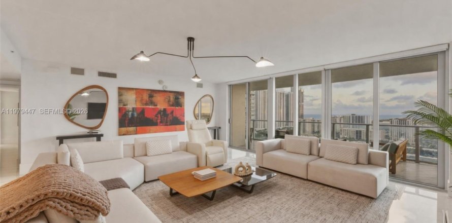 Condo à Sunny Isles Beach, Floride, 4 chambres  № 2046232