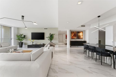 Copropriété à vendre à Sunny Isles Beach, Floride: 4 chambres, 286.51 m2 № 2046232 - photo 3