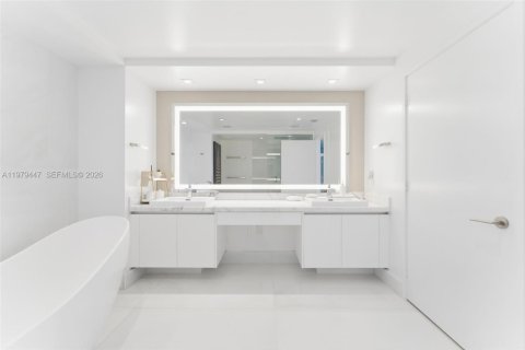 Copropriété à vendre à Sunny Isles Beach, Floride: 4 chambres, 286.51 m2 № 2046232 - photo 20