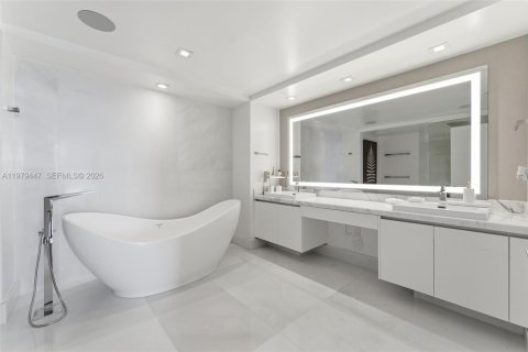 Copropriété à vendre à Sunny Isles Beach, Floride: 4 chambres, 286.51 m2 № 2046232 - photo 21