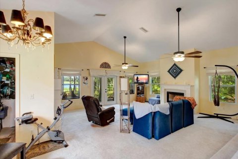House in Melrose, Florida 2 bedrooms, 115.94 sq.m. № 2200698 - photo 6