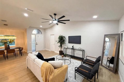 Villa ou maison à vendre à Orlando, Floride: 3 chambres, 123 m2 № 2427369 - photo 20