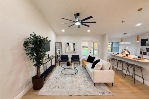 Villa ou maison à vendre à Orlando, Floride: 3 chambres, 123 m2 № 2427369 - photo 3