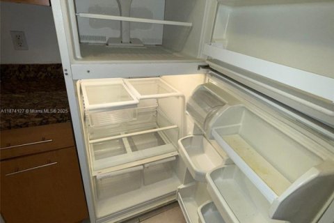 Copropriété à vendre à North Miami, Floride: 1 chambre, 72.19 m2 № 1977640 - photo 13
