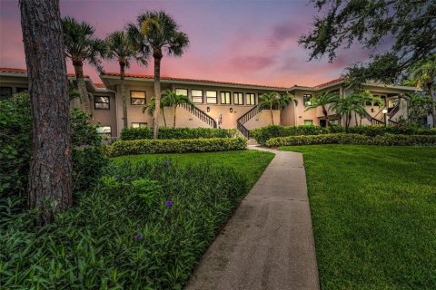 Condo in Tarpon Springs, Florida, 2 bedrooms  № 1821260 - photo 4