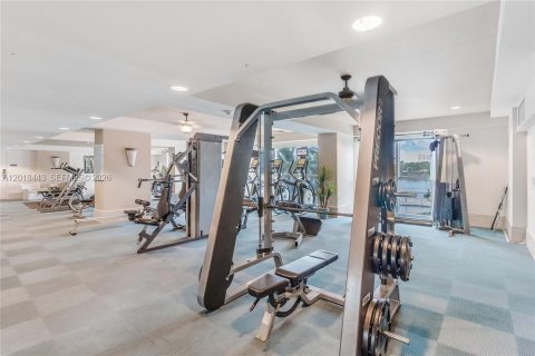 Copropriété à vendre à Hallandale Beach, Floride: 1 chambre, 92.44 m2 № 2256570 - photo 20