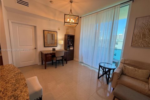 Copropriété à vendre à Hallandale Beach, Floride: 1 chambre, 92.44 m2 № 2256570 - photo 4