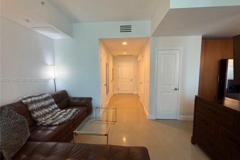 Copropriété à vendre à Hallandale Beach, Floride: 1 chambre, 92.44 m2 № 2256570 - photo 14