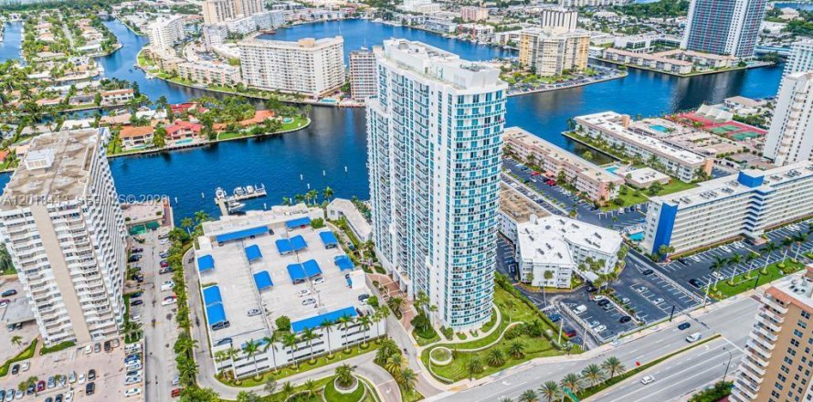 Condo à Hallandale Beach, Floride, 1 chambre № 2256570