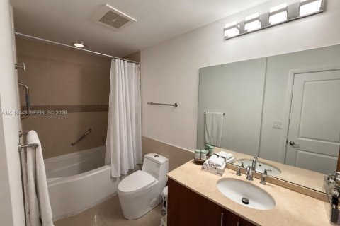 Copropriété à vendre à Hallandale Beach, Floride: 1 chambre, 92.44 m2 № 2256570 - photo 11