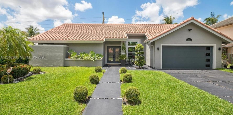 Villa ou maison à Davie, Floride 4 chambres, 200.11 m2 № 2075344