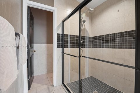 Villa ou maison à vendre à Davie, Floride: 4 chambres, 200.11 m2 № 2075344 - photo 16