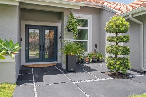 Villa ou maison à vendre à Davie, Floride: 4 chambres, 200.11 m2 № 2075344 - photo 2