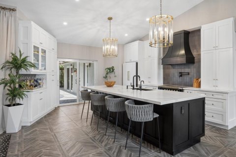 Villa ou maison à vendre à Davie, Floride: 4 chambres, 200.11 m2 № 2075344 - photo 6