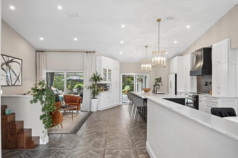 Villa ou maison à vendre à Davie, Floride: 4 chambres, 200.11 m2 № 2075344 - photo 3