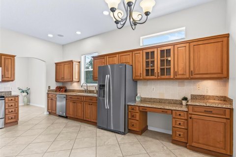 House in The Villages, Florida 3 bedrooms, 215.25 sq.m. № 2403215 - photo 21