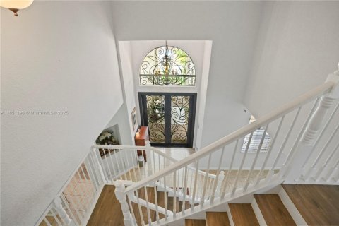House in Cutler Bay, Florida 5 bedrooms, 315.77 sq.m. № 1857401 - photo 25
