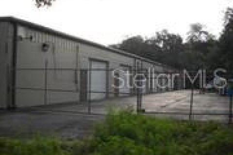 Immobilier commercial à Lakeland, Floride 1337.79 m2 № 2298836