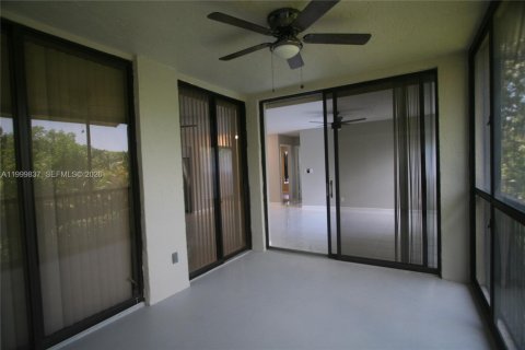 Condominio en venta en Coconut Creek, Florida, 3 dormitorios, 104.05 m2 № 2066249 - foto 25