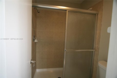 Condominio en venta en Coconut Creek, Florida, 3 dormitorios, 104.05 m2 № 2066249 - foto 27