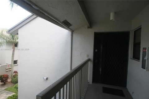 Condominio en venta en Coconut Creek, Florida, 3 dormitorios, 104.05 m2 № 2066249 - foto 11