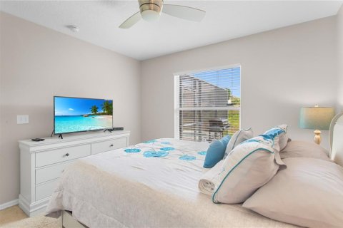 House in Davenport, Florida 5 bedrooms, 185.99 sq.m. № 1518688 - photo 28