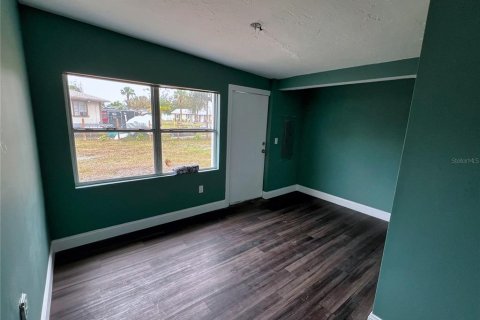Commercial property in Arcadia, Florida 4 bedrooms, 166.85 sq.m. № 1546212 - photo 11