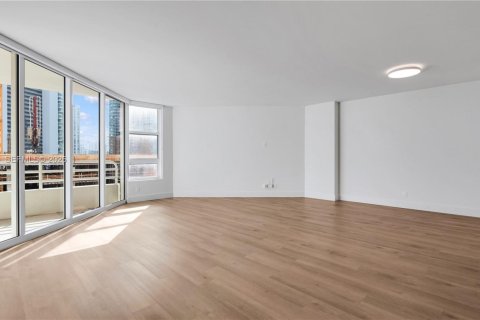 Appartement à louer à Miami, Floride: 1 chambre, 96.25 m2 № 2003097 - photo 16