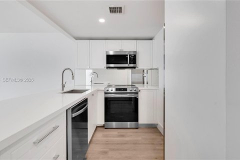 Appartement à louer à Miami, Floride: 1 chambre, 96.25 m2 № 2003097 - photo 8