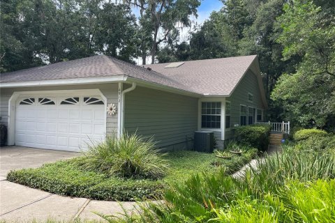 Condominio en venta en Gainesville, Florida, 3 dormitorios, 156.54 m2 № 1874032 - foto 1
