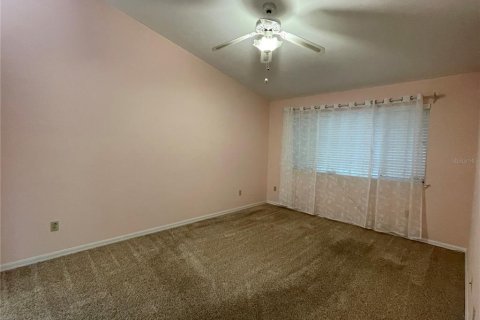 Condominio en venta en Gainesville, Florida, 3 dormitorios, 156.54 m2 № 1874032 - foto 9