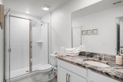 Adosado en venta en Kissimmee, Florida, 5 dormitorios, 213.12 m2 № 1562609 - foto 25