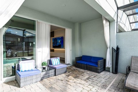 Adosado en venta en Kissimmee, Florida, 5 dormitorios, 213.12 m2 № 1562609 - foto 27