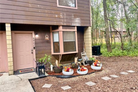 Touwnhouse à vendre à Gainesville, Floride: 2 chambres, 92.16 m2 № 2237879 - photo 3