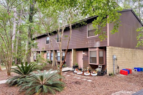 Touwnhouse à vendre à Gainesville, Floride: 2 chambres, 92.16 m2 № 2237879 - photo 2