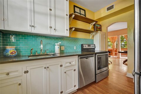 Condominio en venta en Miami Shores, Florida, 1 dormitorio, 76.83 m2 № 1708302 - foto 7