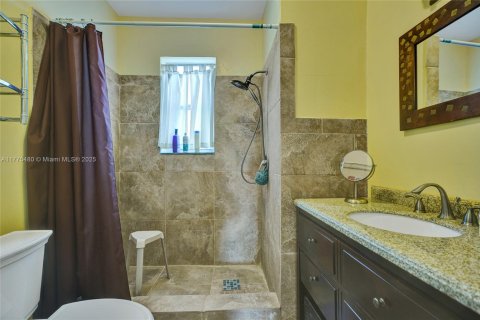 Condominio en venta en Miami Shores, Florida, 1 dormitorio, 76.83 m2 № 1708302 - foto 11