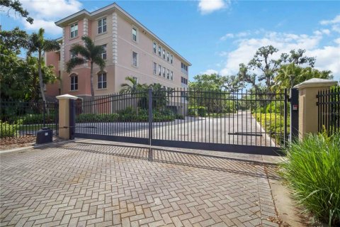 Condominio en venta en Sarasota, Florida, 3 dormitorios, 185.53 m2 № 2151772 - foto 23