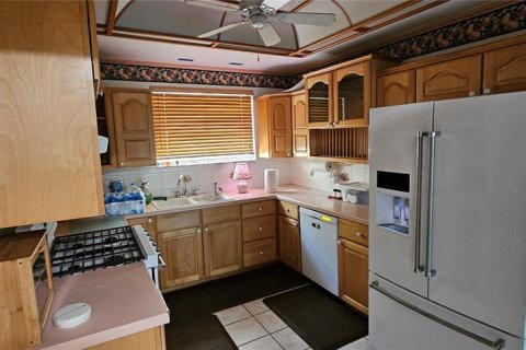 Купить коммерческую недвижимость в Гудзон, Флорида 9 спален, 384.62м2, № 1723217 - фото 19