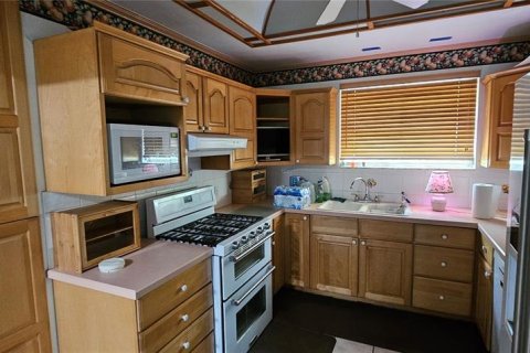 Купить коммерческую недвижимость в Гудзон, Флорида 9 спален, 384.62м2, № 1723217 - фото 20