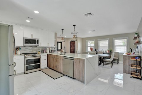 Villa ou maison à vendre à Delray Beach, Floride: 3 chambres, 158.49 m2 № 2249502 - photo 15