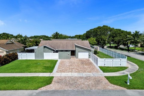 Villa ou maison à Delray Beach, Floride 3 chambres, 158.49 m2 № 2249502