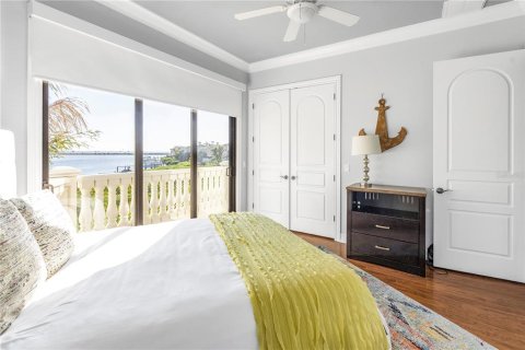 Casa en alquiler en Tampa, Florida, 4 dormitorios, 332.13 m2 № 828137 - foto 27